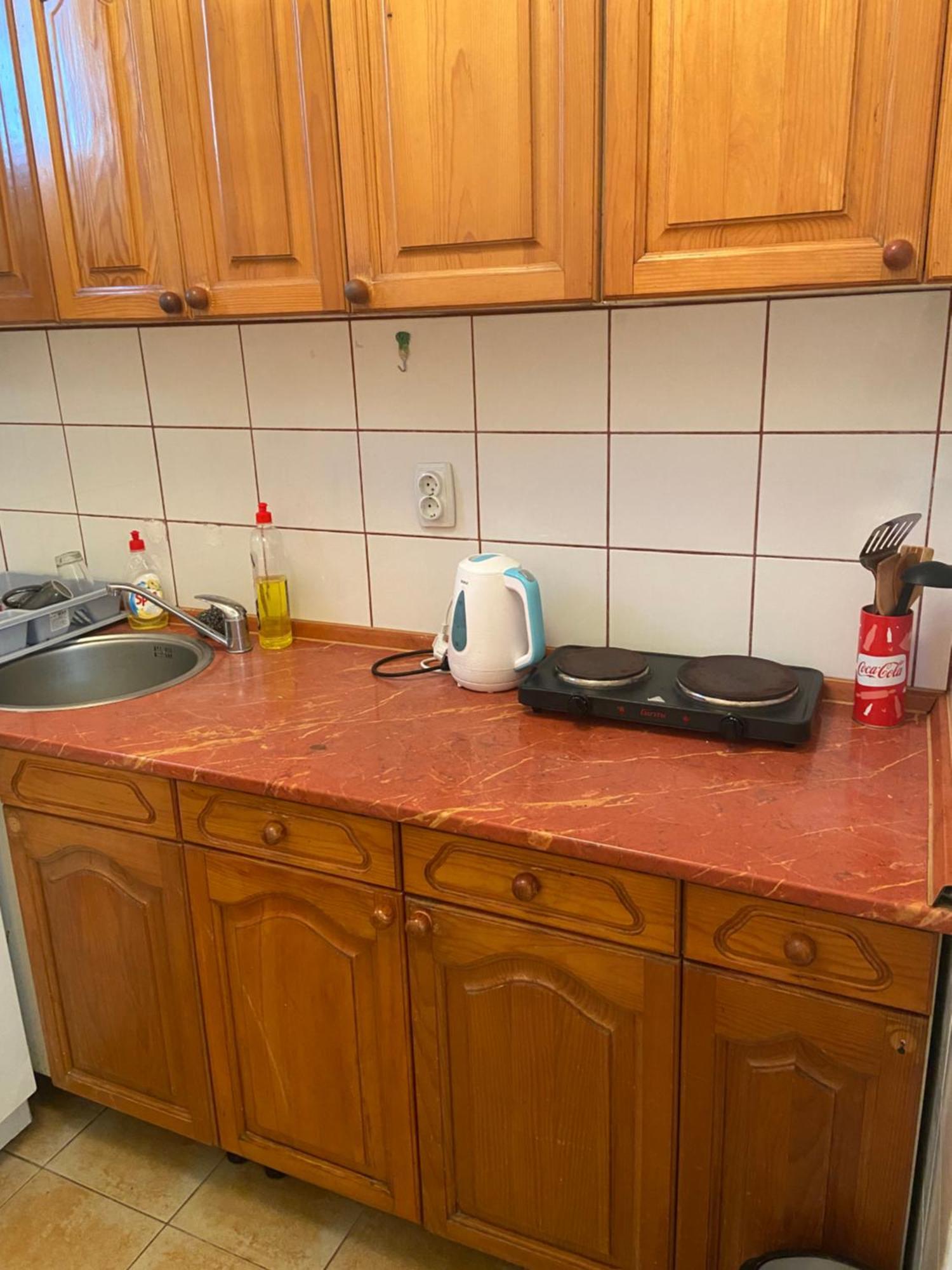Lovely Bright With Backyard-renovated! *